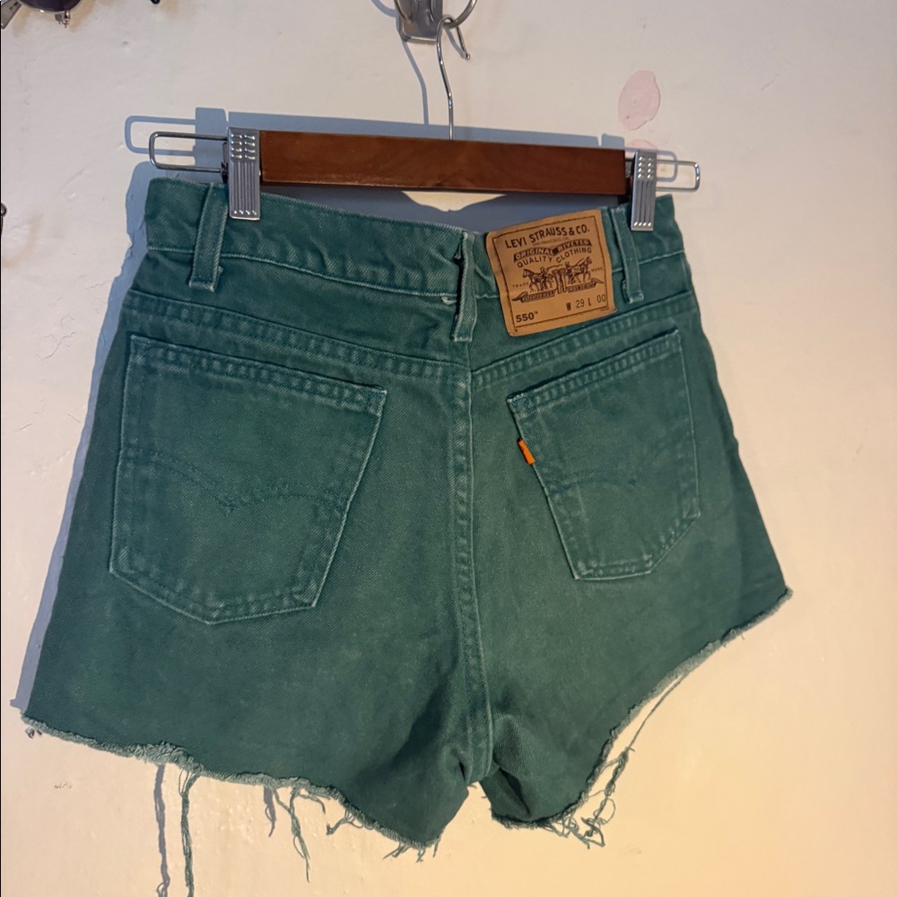 Vintage Levi’s shorts blue teal